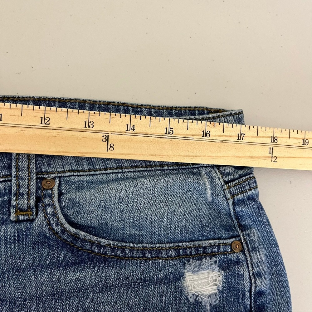 Joes Jeans Womens 32 Distressed Cut Off Denim Shorts Medium Wash Frayed Hem - Picture 6 of 13